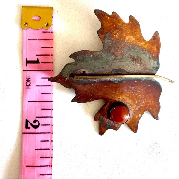 Leaf-Shaped Oxidized Sterling Jewelry Set with Red Stone Accents - Picture 4 of 8